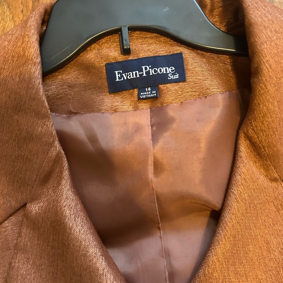 Evan Picone Suit Copper Women's Blazer and Skirt Set - Picture 8 of 10